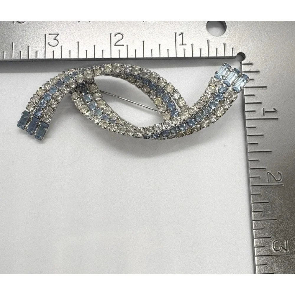 Vintage Light Blue & Clear‎ Rhinestone Twisted Silver Tone Retro Mod 50s/60s
